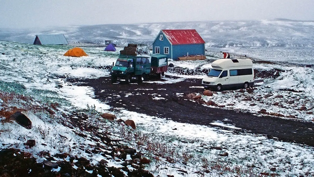Erster weißer Westfalia James Cook bei winterlichen Bedingungen in Island
